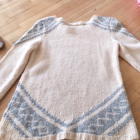 J Crew pin cashmere sweater! - Picture 2 of 4